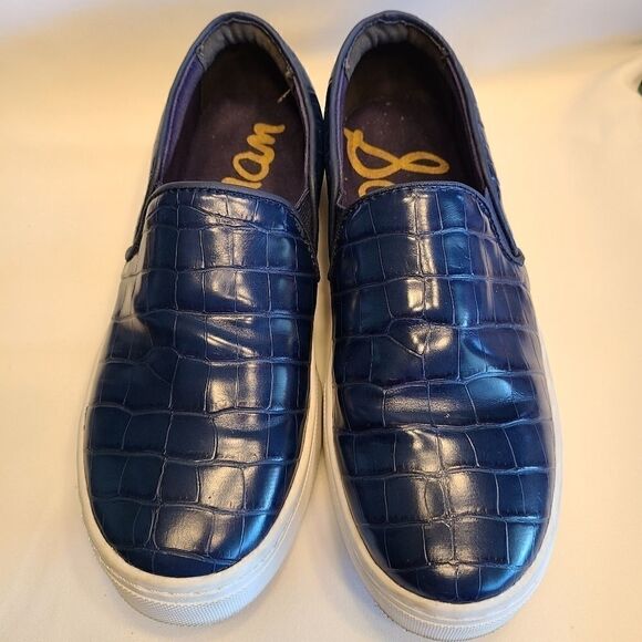 Sam Edelman Lacey  Crocodile DK Blue Sneakers - Picture 1 of 4